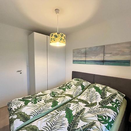 Lazurowy Apartament Kołobrzeg Esterno foto
