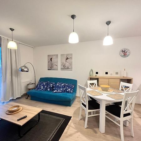 Lazurowy Apartament Kołobrzeg Esterno foto