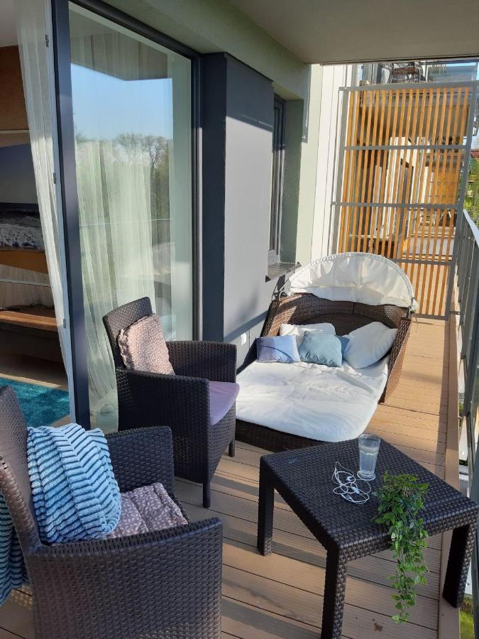 Lazurowy Apartament Kołobrzeg Esterno foto